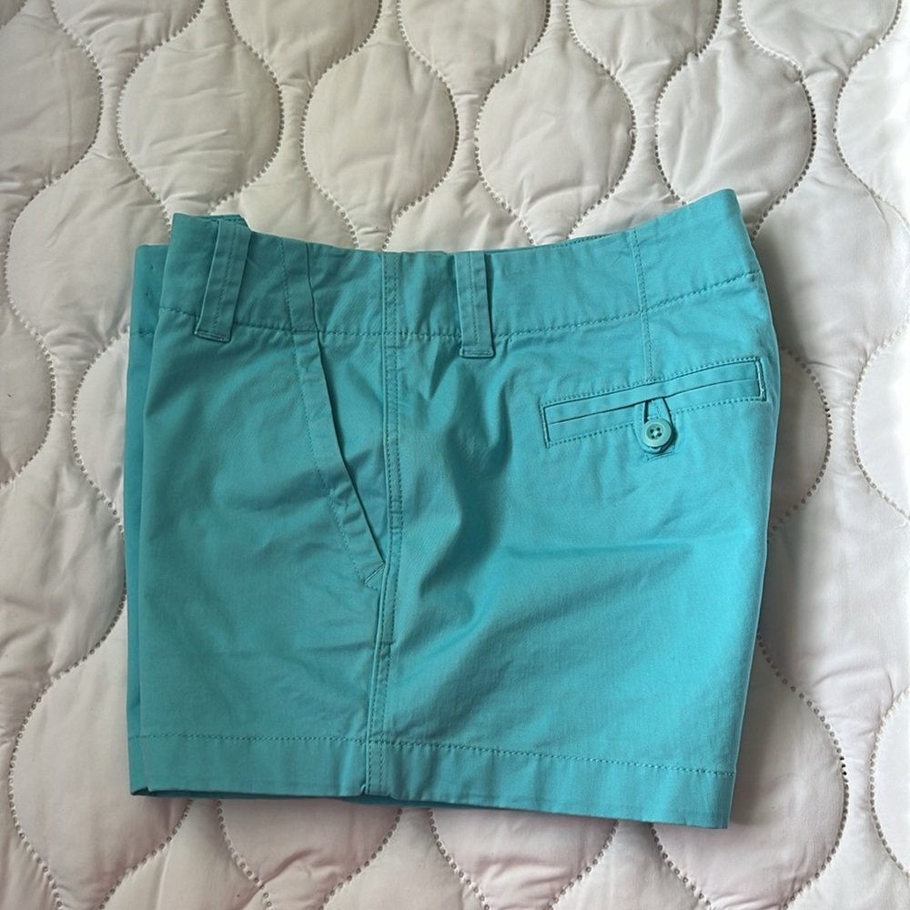 Vineyard Vines shorts - Picture 3 of 6